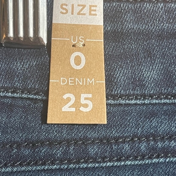 prAna Buxton Slim Boyfriend Fit Jeans in Deep Blue Size 0 (Waist 25) NWT - Picture 9 of 12